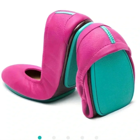 Tieks fuchsia ballet flats - Picture 1 of 5